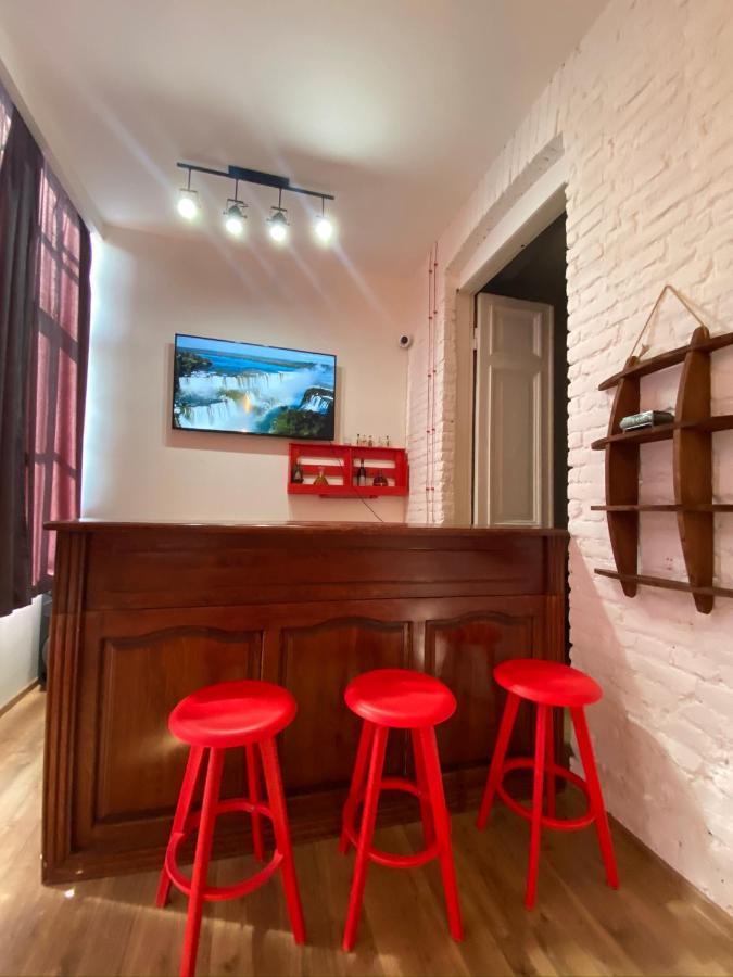 Red Door Apartment Tbilisi Bagian luar foto